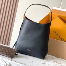 LV Hobo Bags